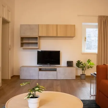 Marilu's Home: Behind San Martino Lejlighed