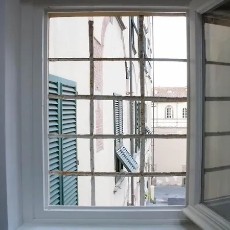 Marilu's Home: Behind San Martino